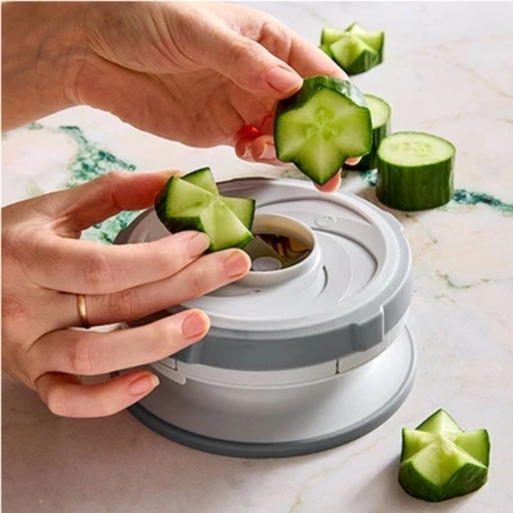 Pampered Chef Decorative Food Cutter